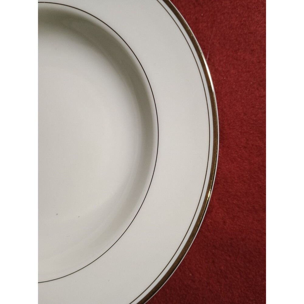 Mikasa Trousdale Ivory China Rimmed Soup Bowls 8.5” Vintage Set of 2 Japan - Picture 3 of 6